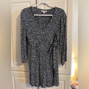 Billabong mini wrap dress- deep blue dots with tie